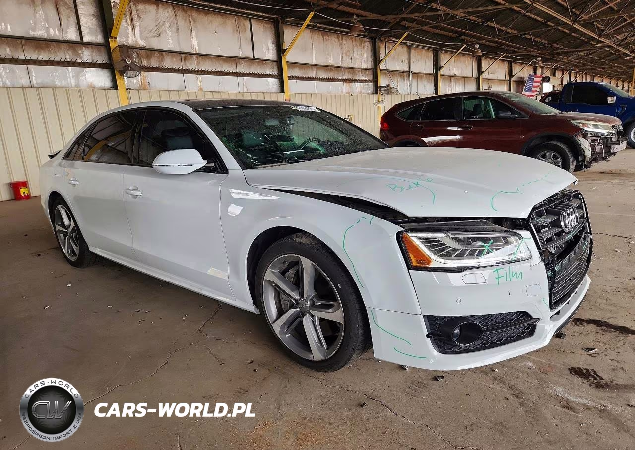 2018 Audi A8 L Quattro VIN:WAU43AFD8JN000483 - 4