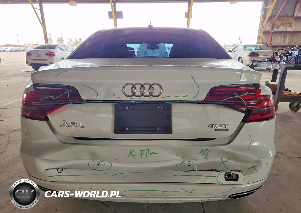 2018 Audi A8 L Quattro VIN:WAU43AFD8JN000483 - 6