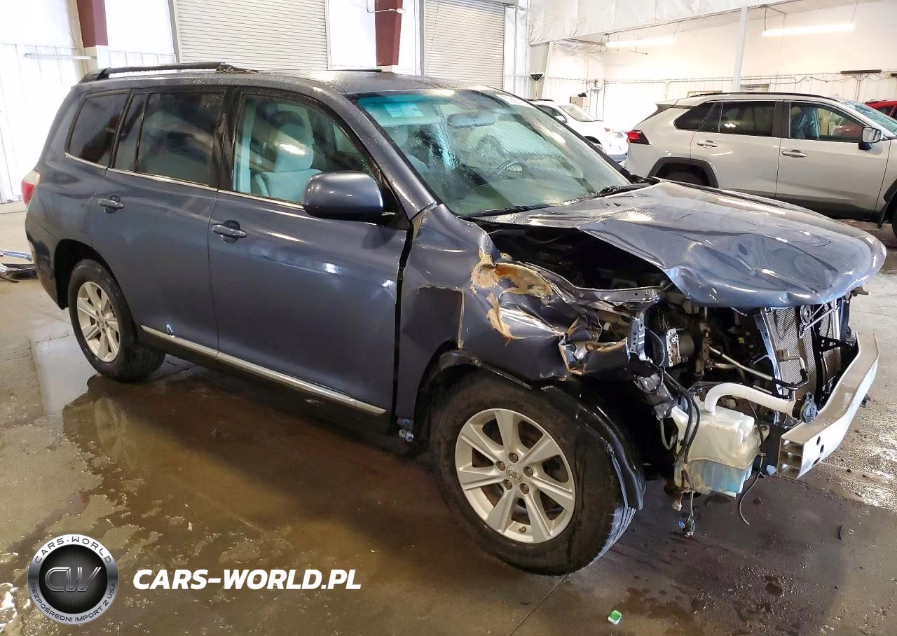 2011 Toyota Highlander Base VIN:5TDBK3EH7BS066077 - 4