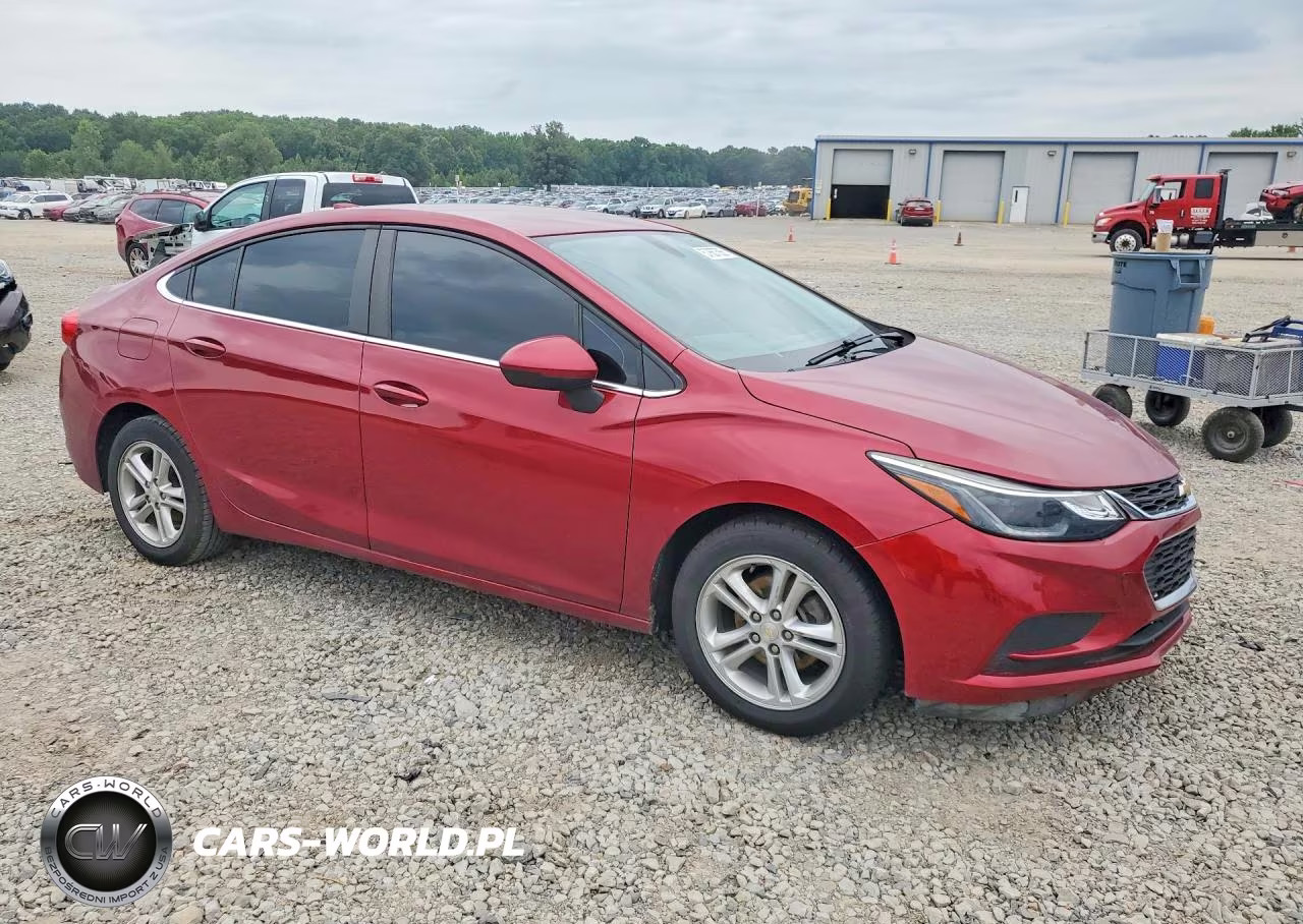 2017 Chevrolet Cruze Lt VIN:1G1BE5SM6H7237014 - 4