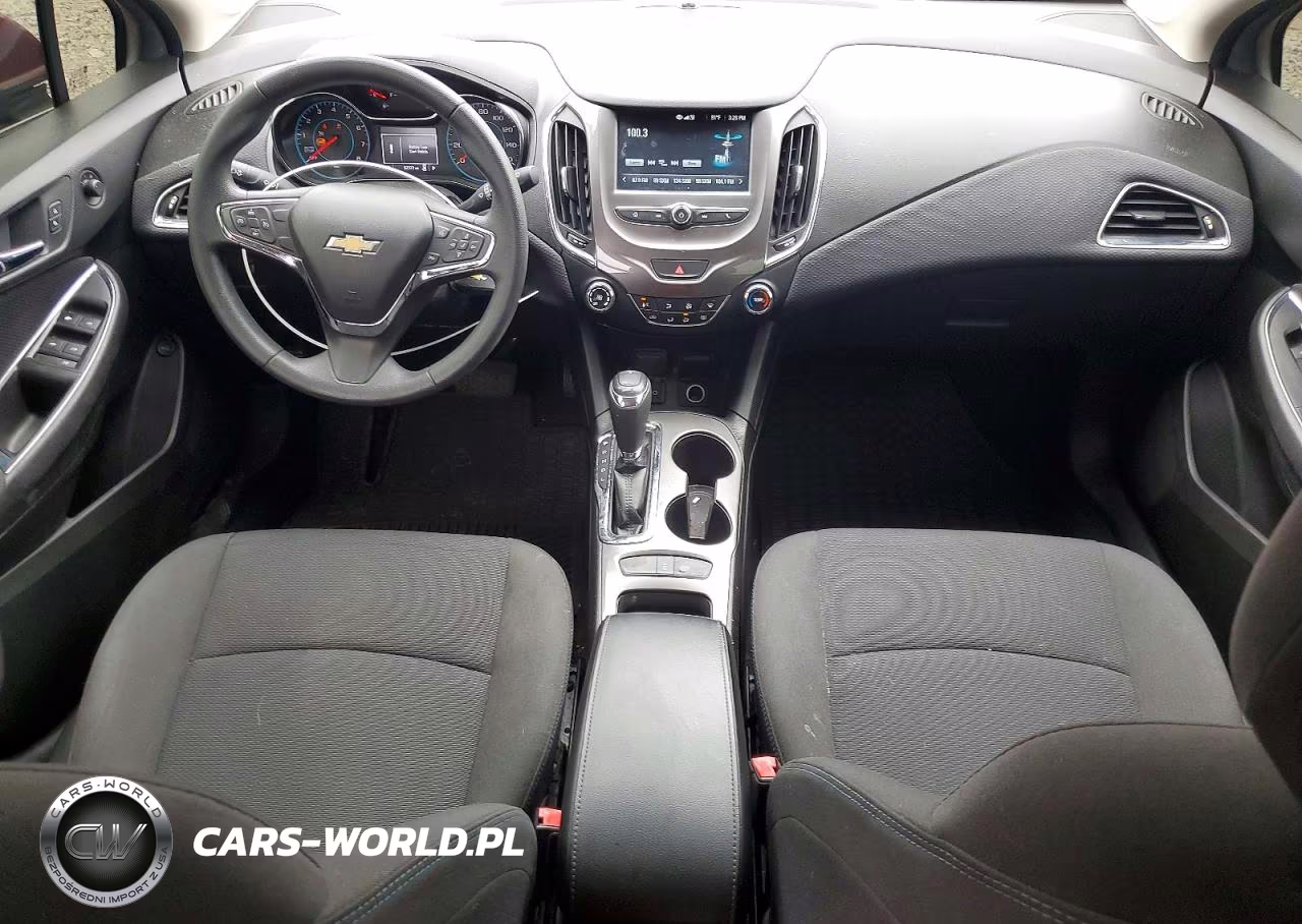 2017 Chevrolet Cruze Lt VIN:1G1BE5SM6H7237014 - 8