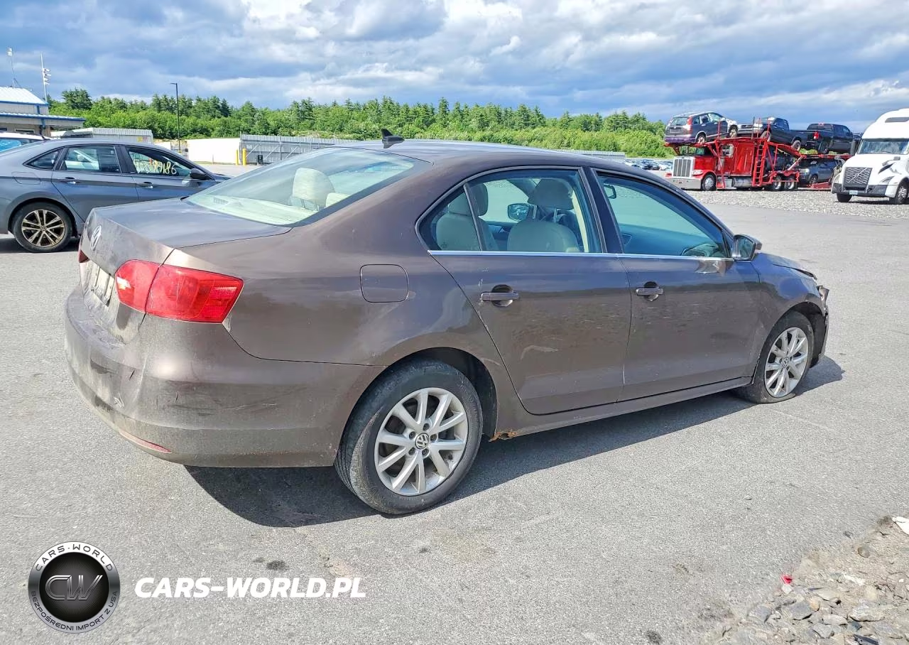 2014 Volkswagen Jetta Se VIN:3VWB17AJ9EM357765 - 3
