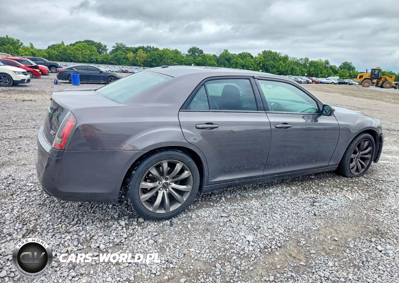 2014 Chrysler 300 S VIN:2C3CCABG6EH273066 - 3