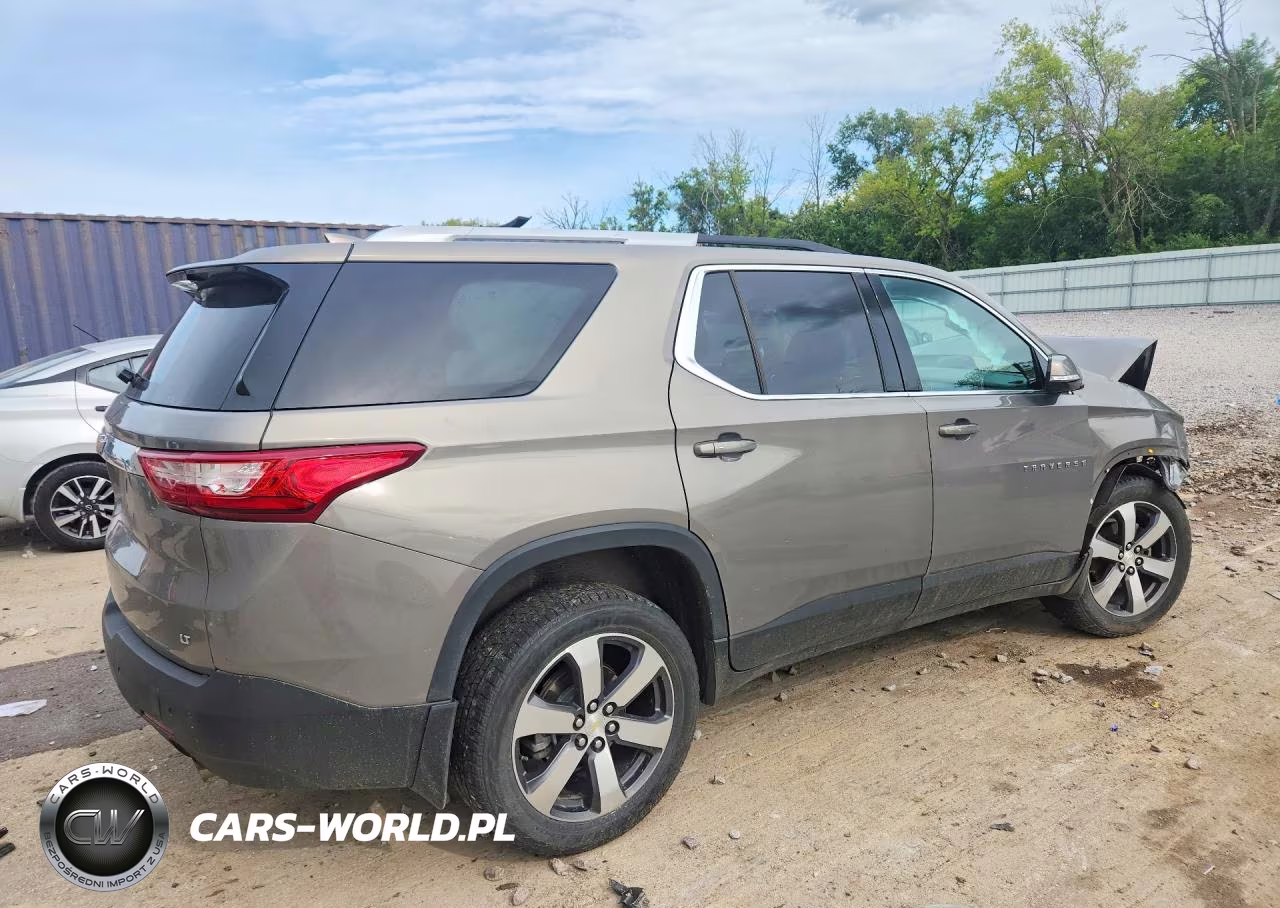 2018 Chevrolet Traverse Lt VIN:1GNEVGKW8JJ115692 - 3