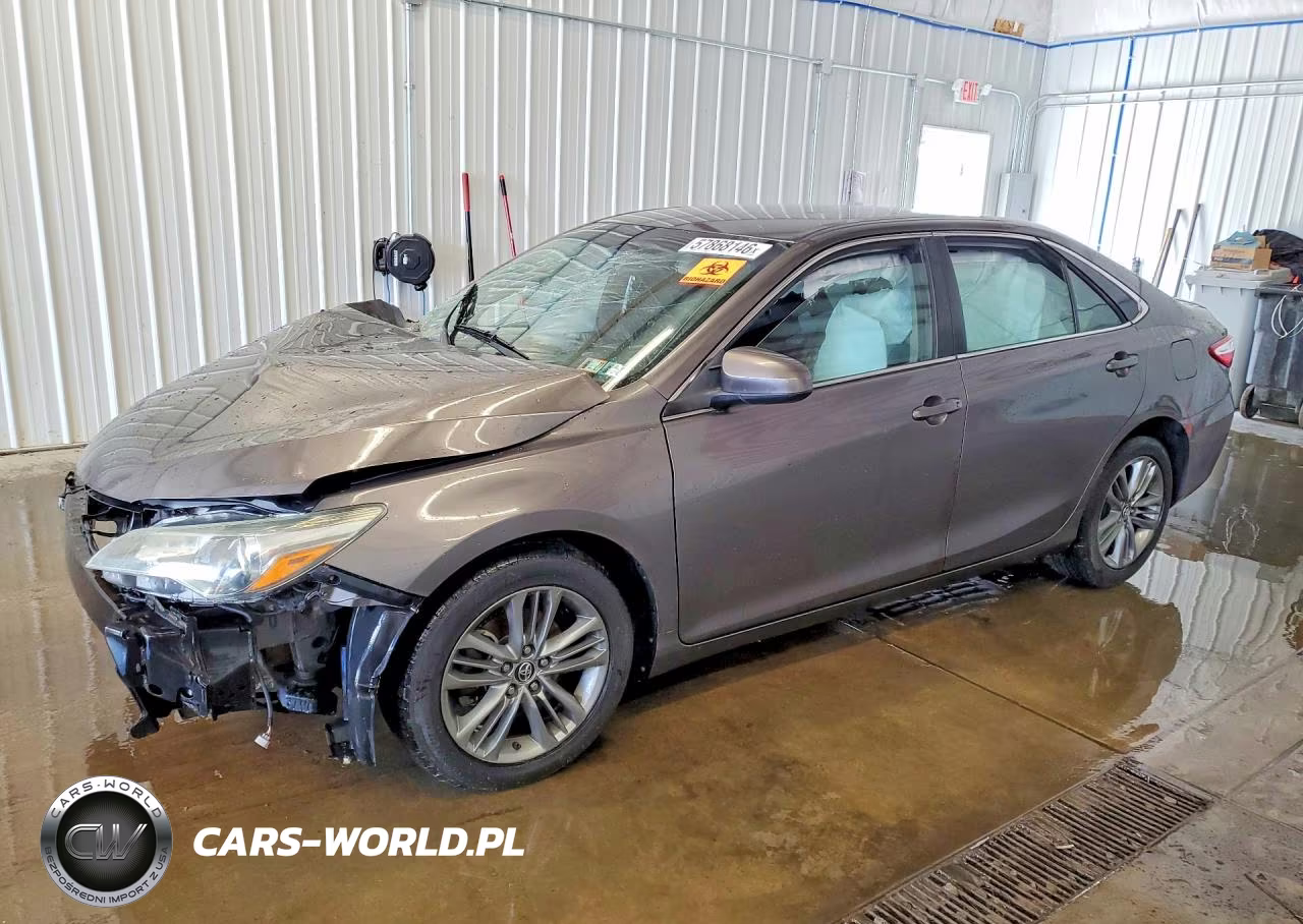 2015 Toyota Camry Se – zdjęcie 1 z 12