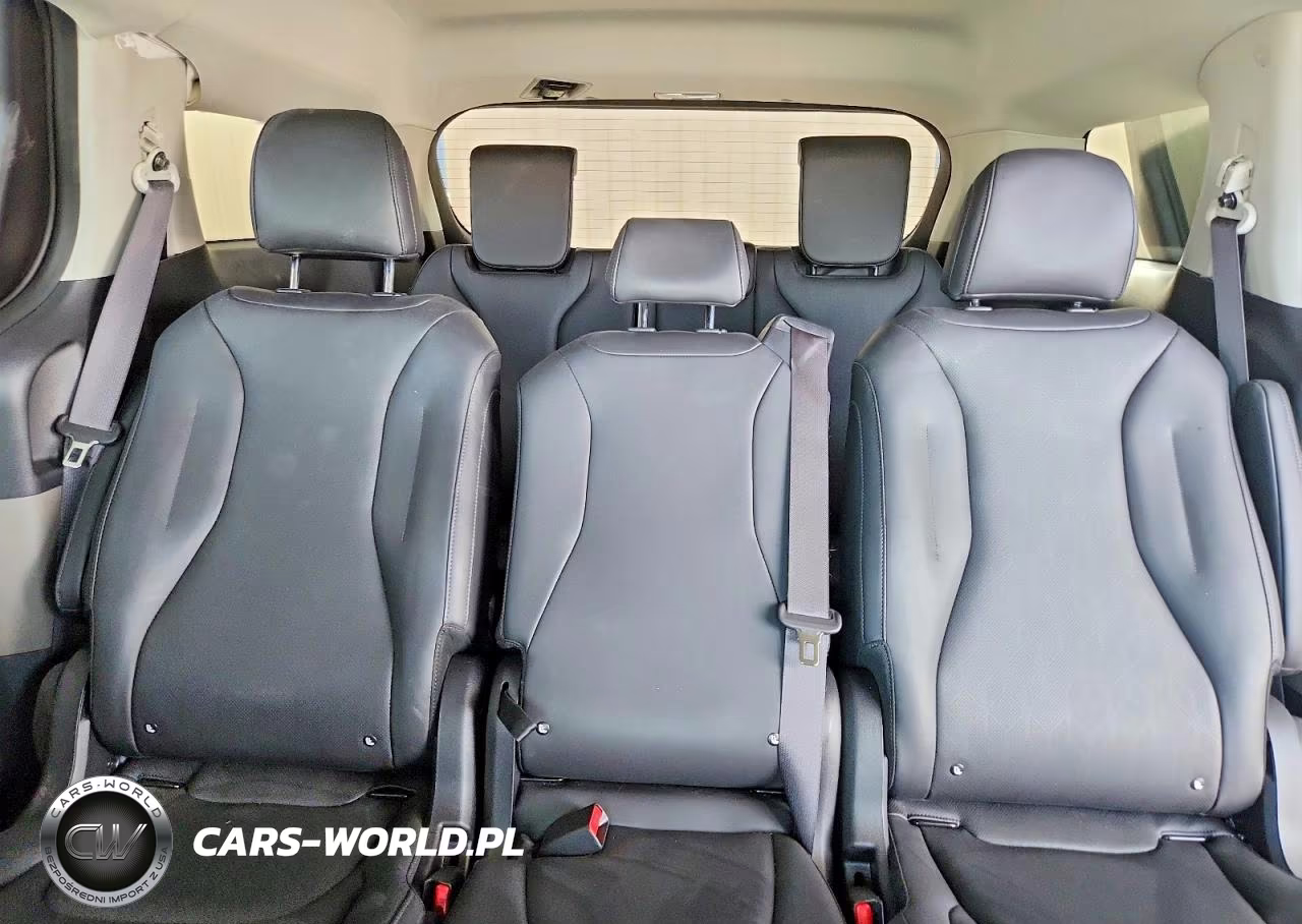 2026 Kia Carnival Lxs VIN:KNDNB5KA8T6135439 - 10