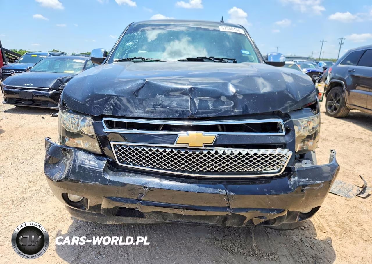 2012 Chevrolet Tahoe C1500 Ls VIN:1GNSCAE05CR325362 - 5