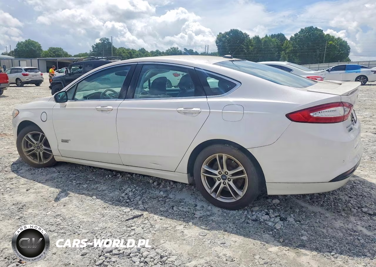 2015 Ford Fusion Titanium Phev VIN:3FA6P0SU1FR120250 - 2