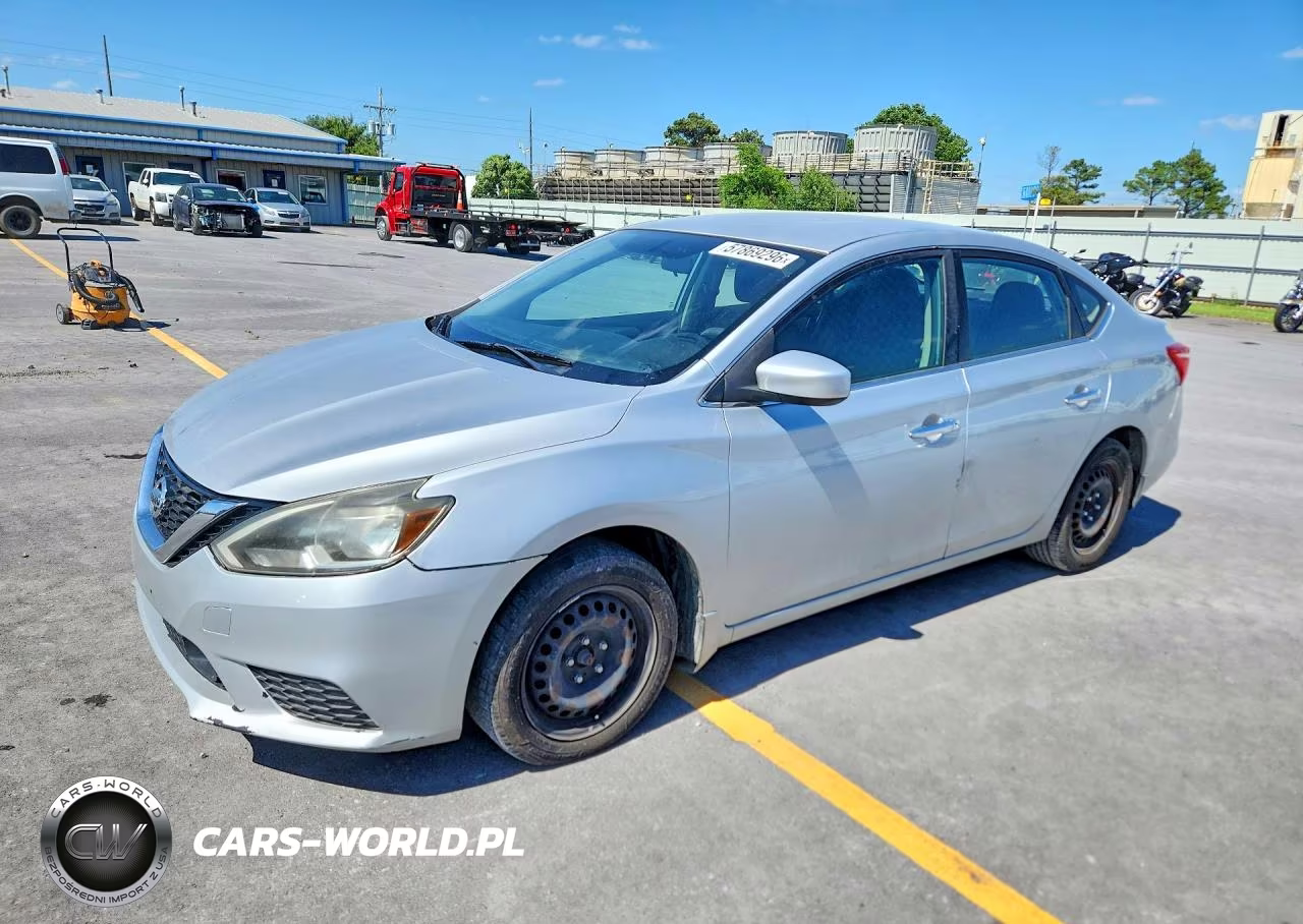 2018 Nissan Sentra S – zdjęcie 1 z 12