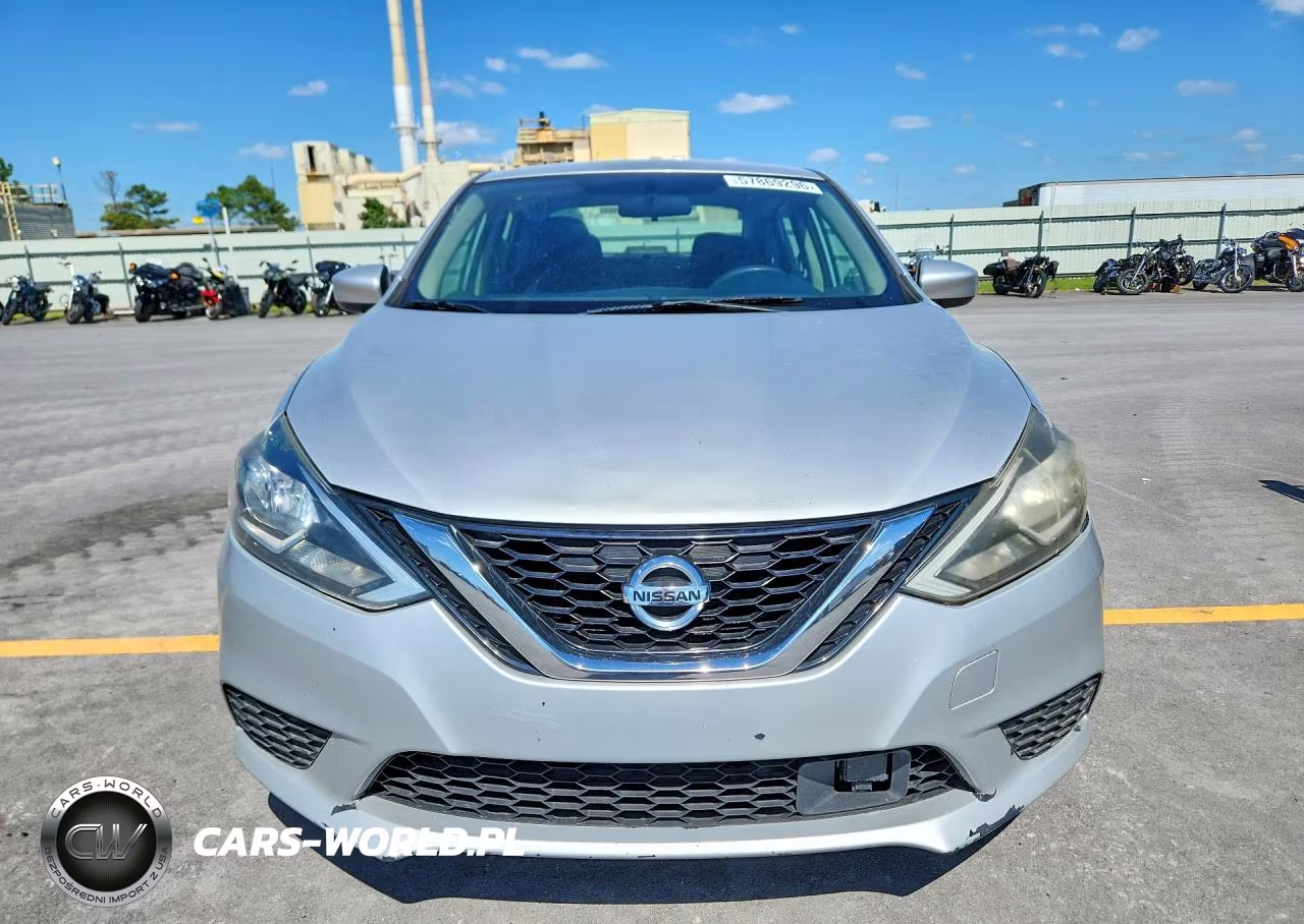 2018 Nissan Sentra S VIN:3N1AB7AP5JY234552 - 5