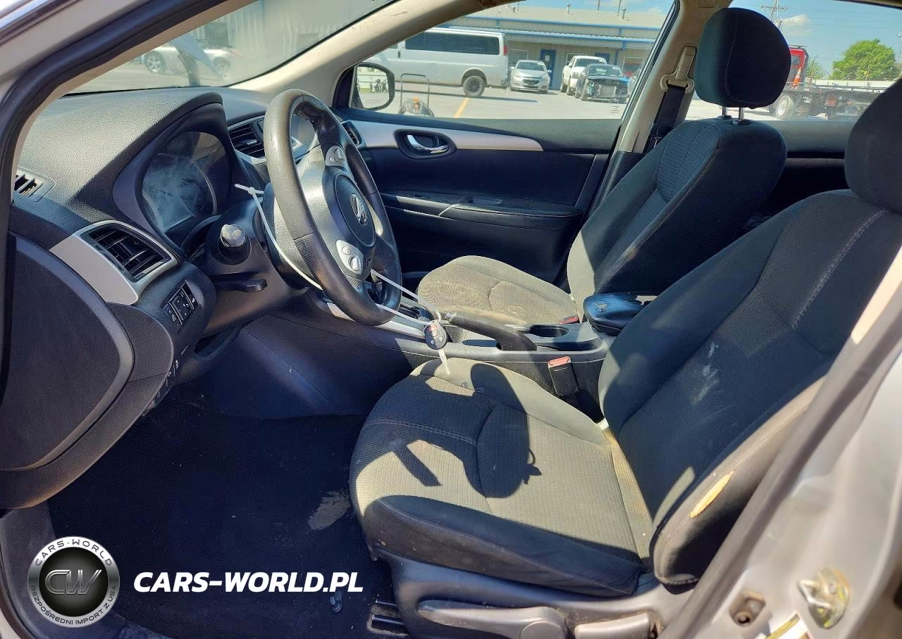 2018 Nissan Sentra S VIN:3N1AB7AP5JY234552 - 7