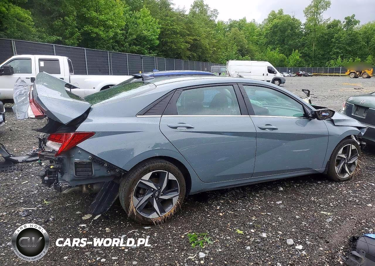 2022 Hyundai Elantra Limited VIN:KMHLP4AG2NU333937 - 3