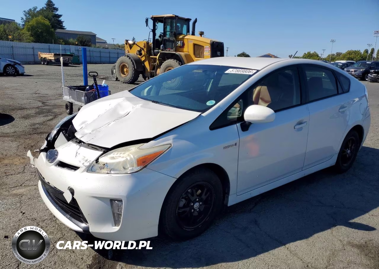 2014 Toyota Prius Two – zdjęcie 1 z 12