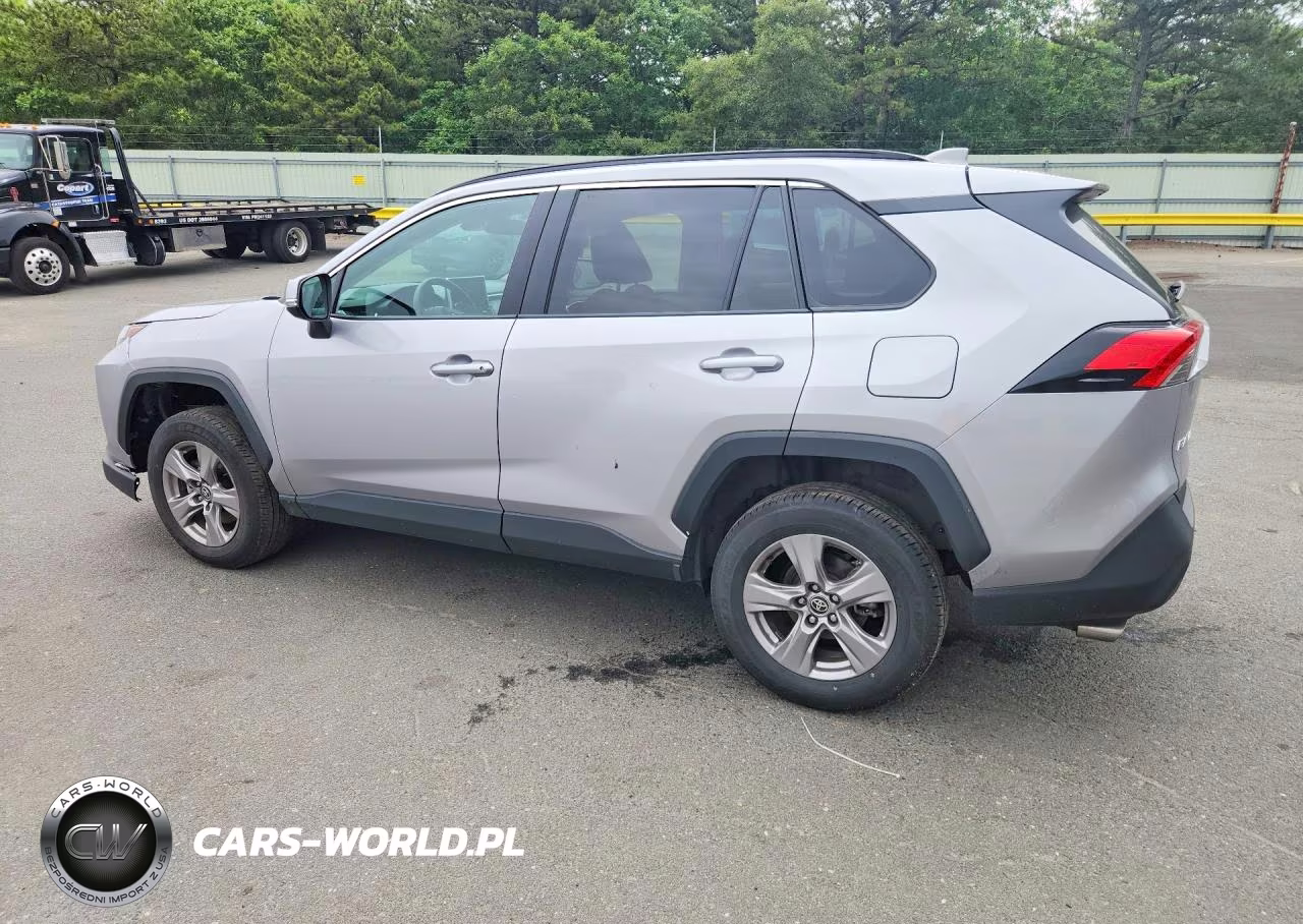 2025 Toyota Rav4 Xle VIN:2T3P1RFVXSC530625 - 2