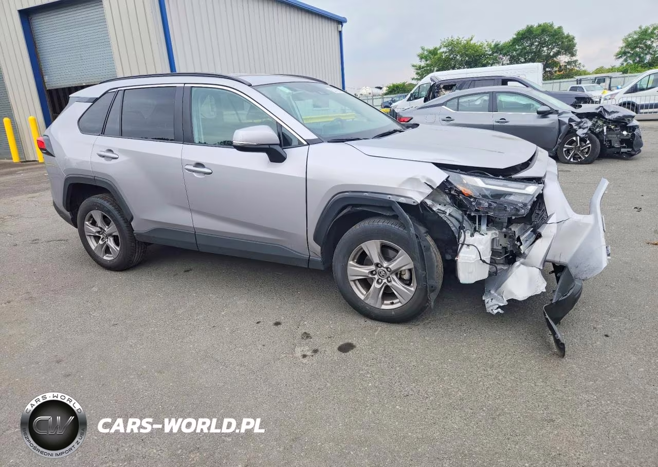 2025 Toyota Rav4 Xle VIN:2T3P1RFVXSC530625 - 4
