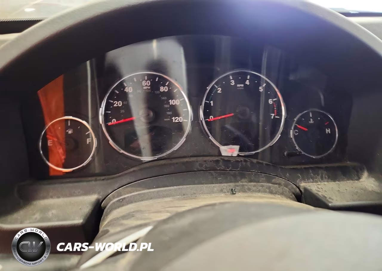 2011 Jeep Liberty Renegade VIN:1J4PN3GK8BW588345 - 9