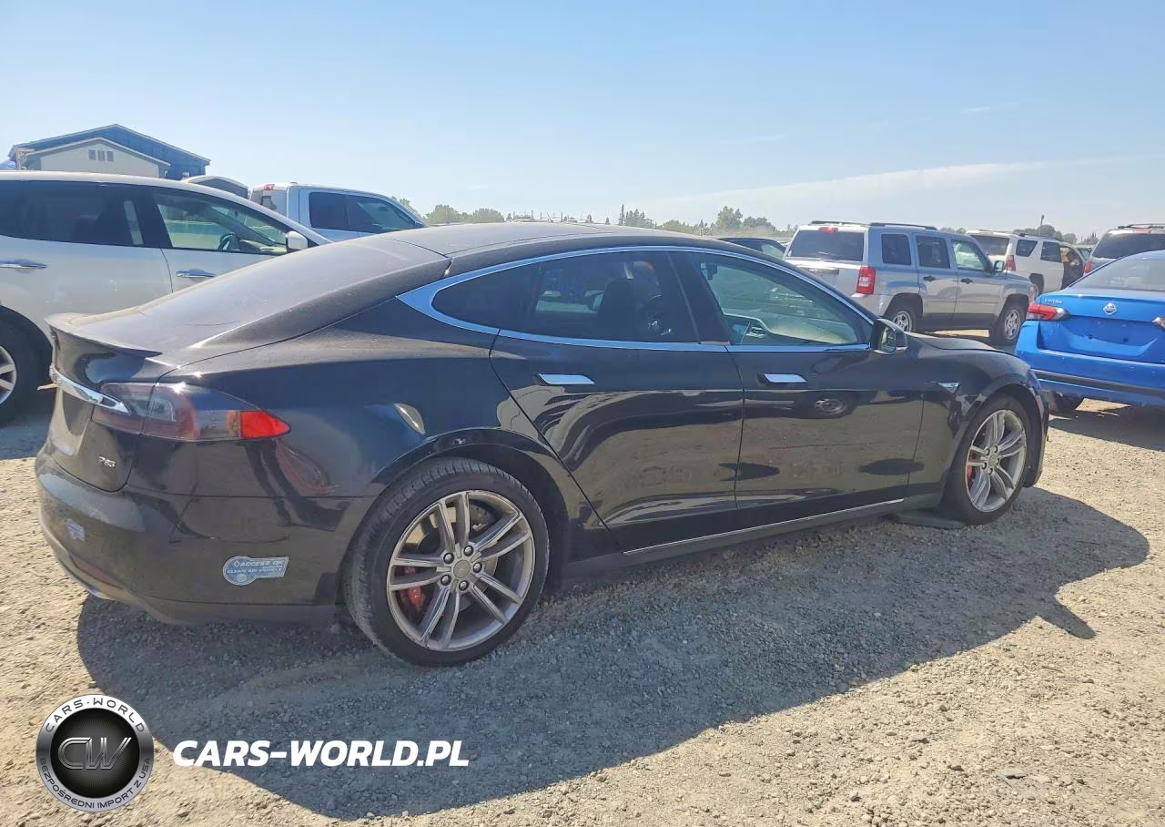 2014 Tesla Model S VIN:5YJSA1H16EFP47507 - 3