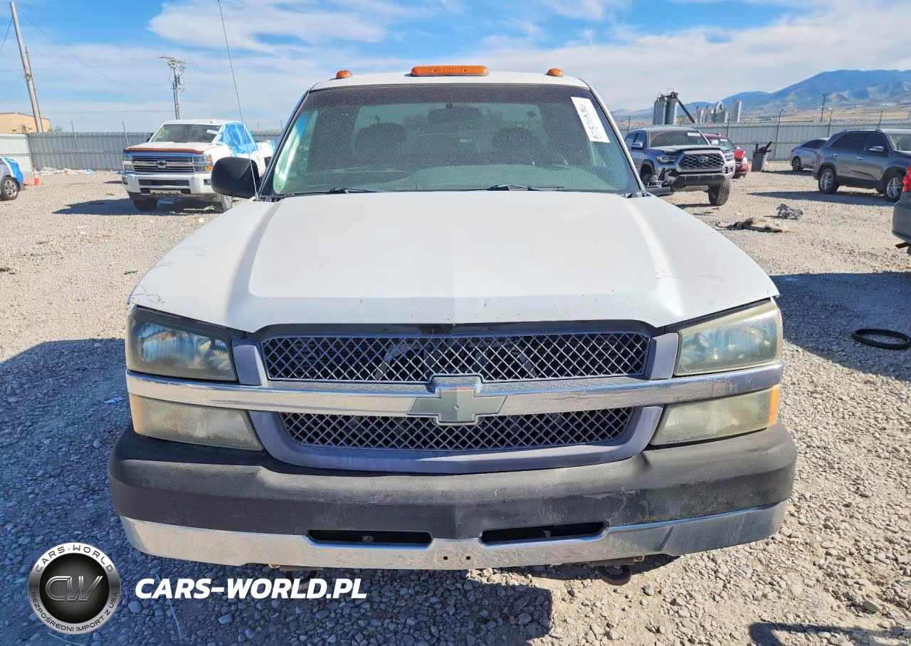 2003 Suzuki Silverado C2500 Heavy Duty VIN:1GCHC29123E117426 - 5