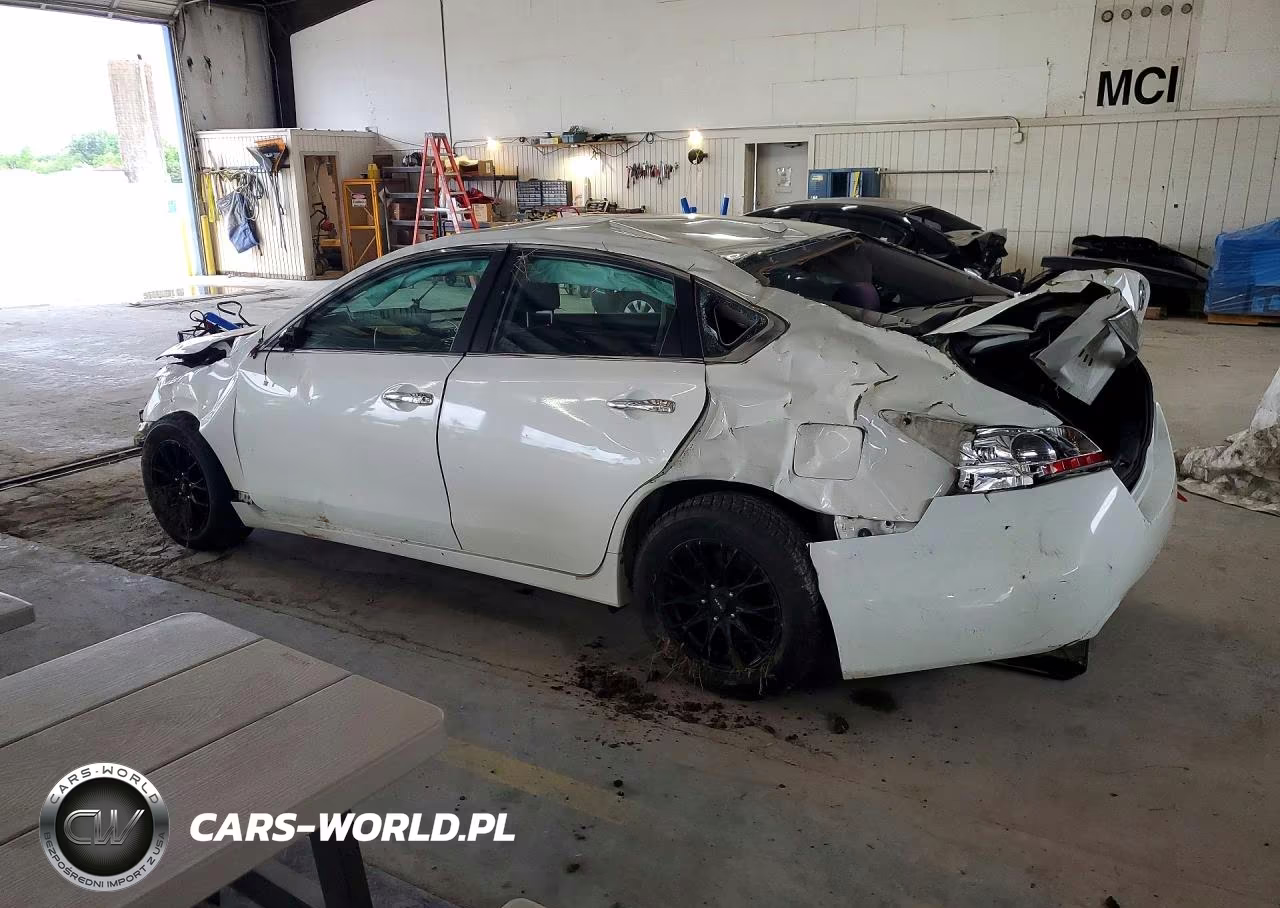 2015 Nissan Altima 2.5 S VIN:1N4AL3AP2FN895923 - 2