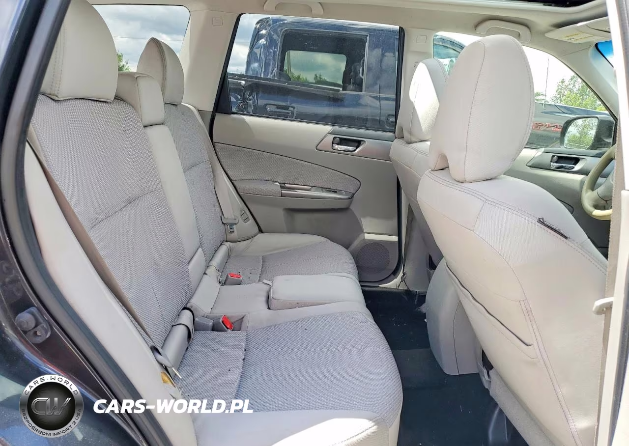 2013 Subaru Forester 2.5X Premium VIN:JF2SHADC4DH432479 - 11