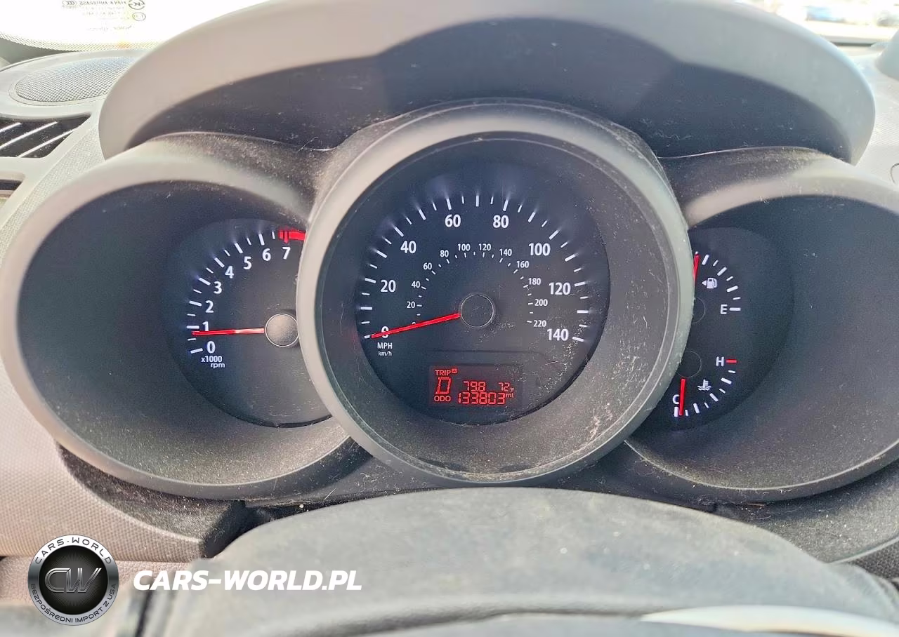 2012 Kia Soul Base VIN:KNDJT2A56C7748765 - 9