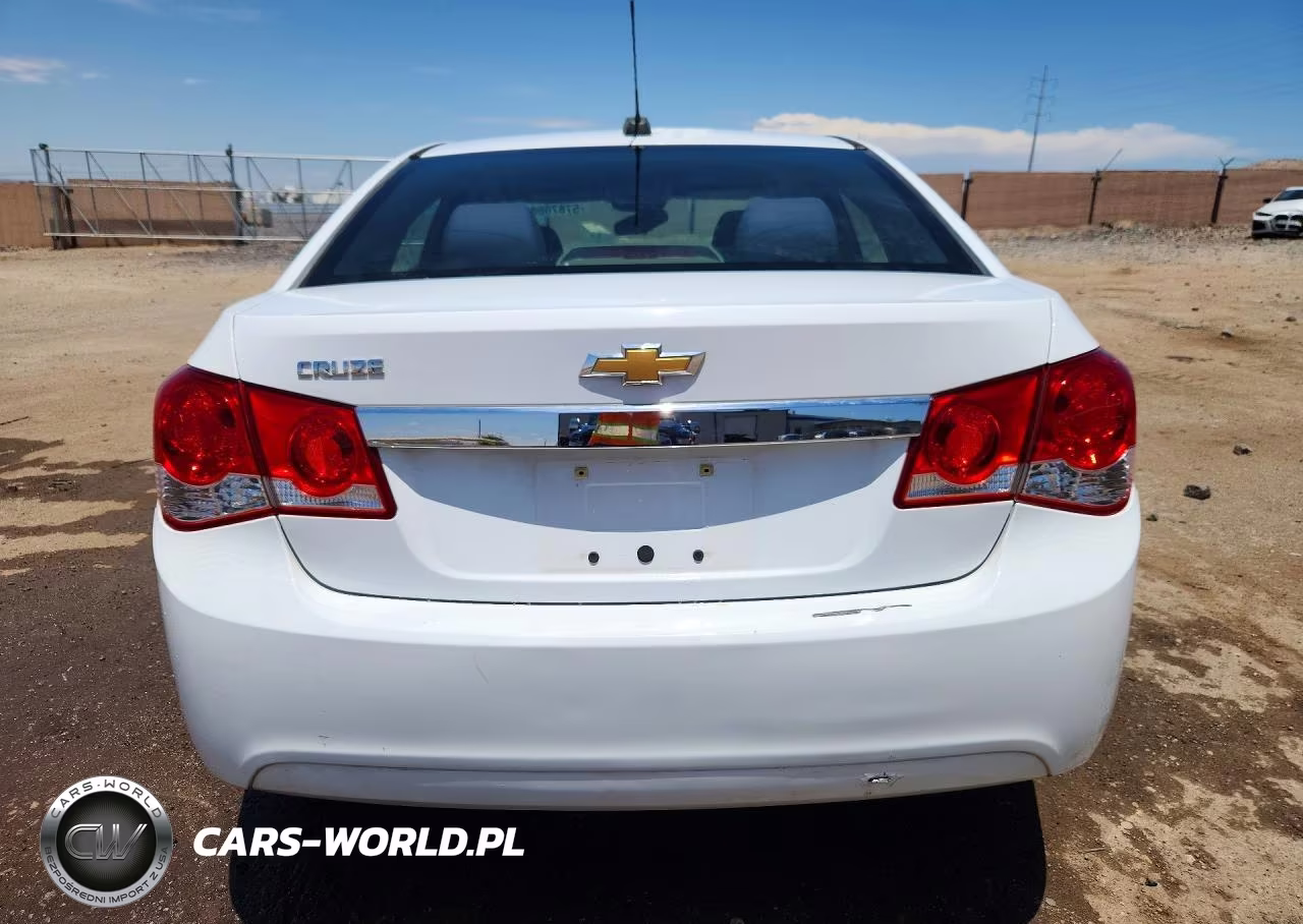 2016 Chevrolet Cruze Limited Ls VIN:1G1PC5SG6G7179216 - 6