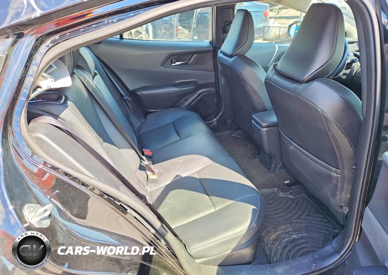 2024 Toyota Prius Xle VIN:JTDADABU5R3020478 - 10