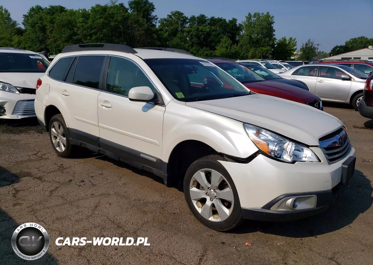 2012 Subaru Outback 2.5I Premium VIN:4S4BRBCC0C3265273 - 4