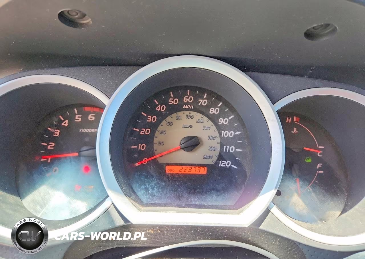 2010 Toyota Tacoma Double Cab VIN:3TMLU4EN3AM041931 - 9