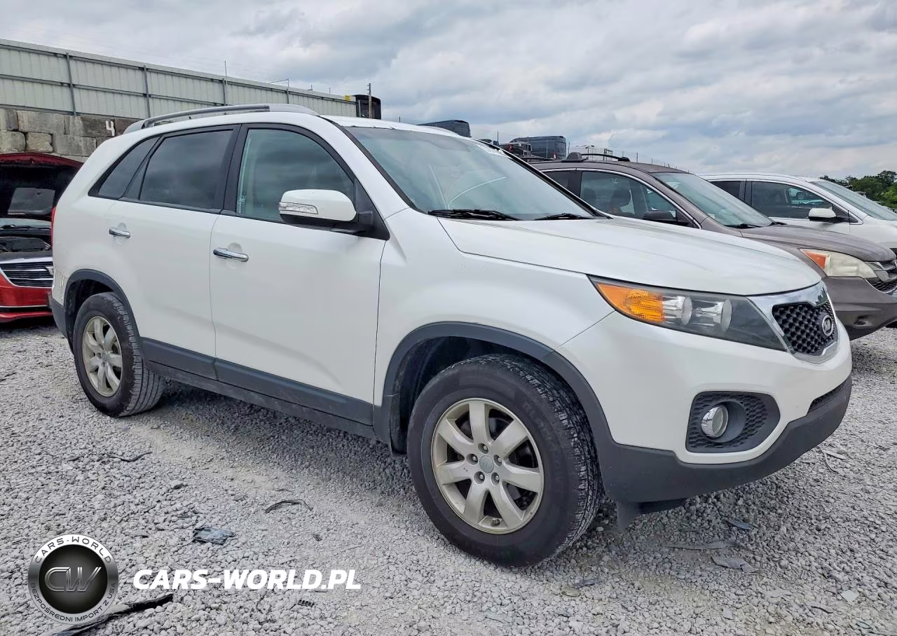 2012 Kia Sorento Lx VIN:5XYKT4A65CG242498 - 4