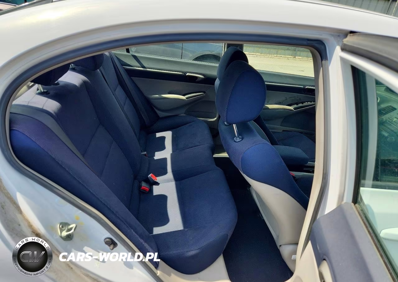 2011 Honda Civic Hybrid VIN:JHMFA3F21BS000404 - 10