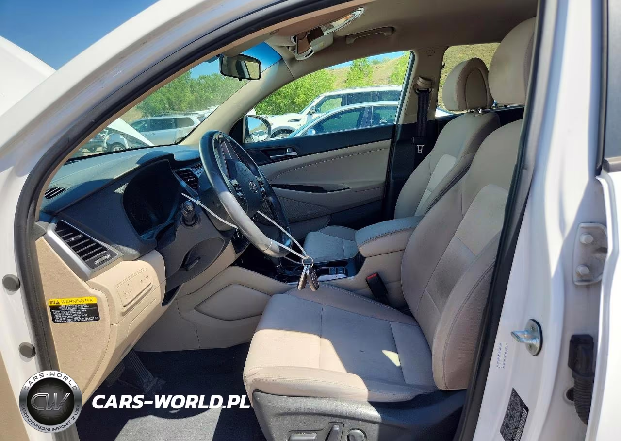 2017 Hyundai Tucson Sport VIN:KM8J3CA20HU355988 - 7