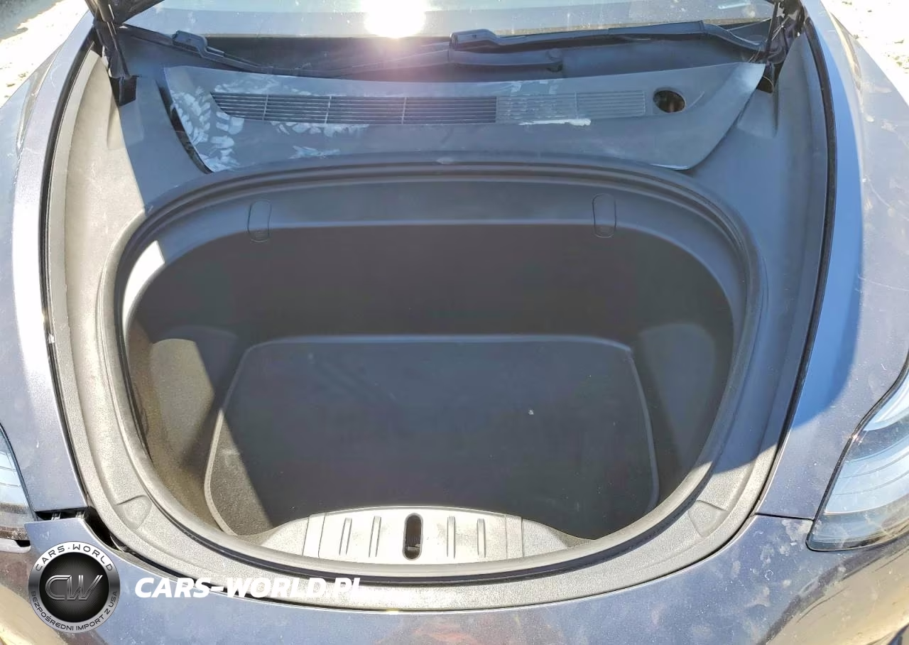 2018 Tesla Model 3 VIN:5YJ3E1EA8JF158109 - 11