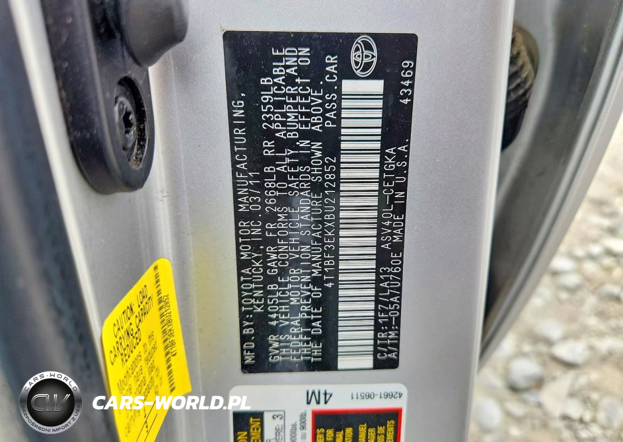 2011 Toyota Camry Xle VIN:4T1BF3EKXBU212852 - 12