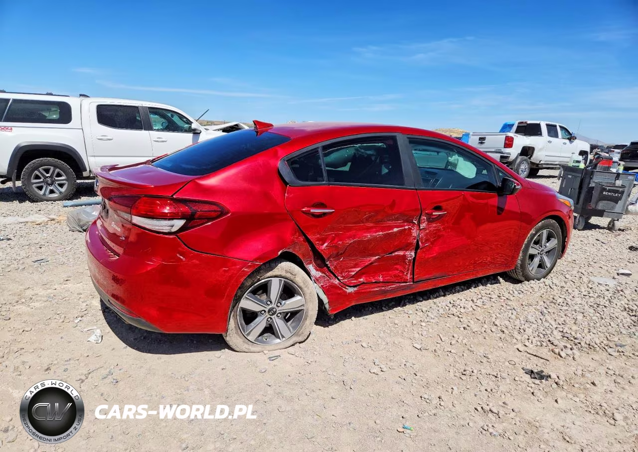 2018 Kia Forte S VIN:3KPFL4A76JE171249 - 3