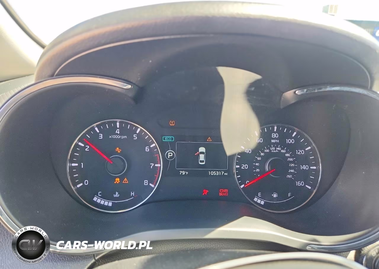 2018 Kia Forte S VIN:3KPFL4A76JE171249 - 9