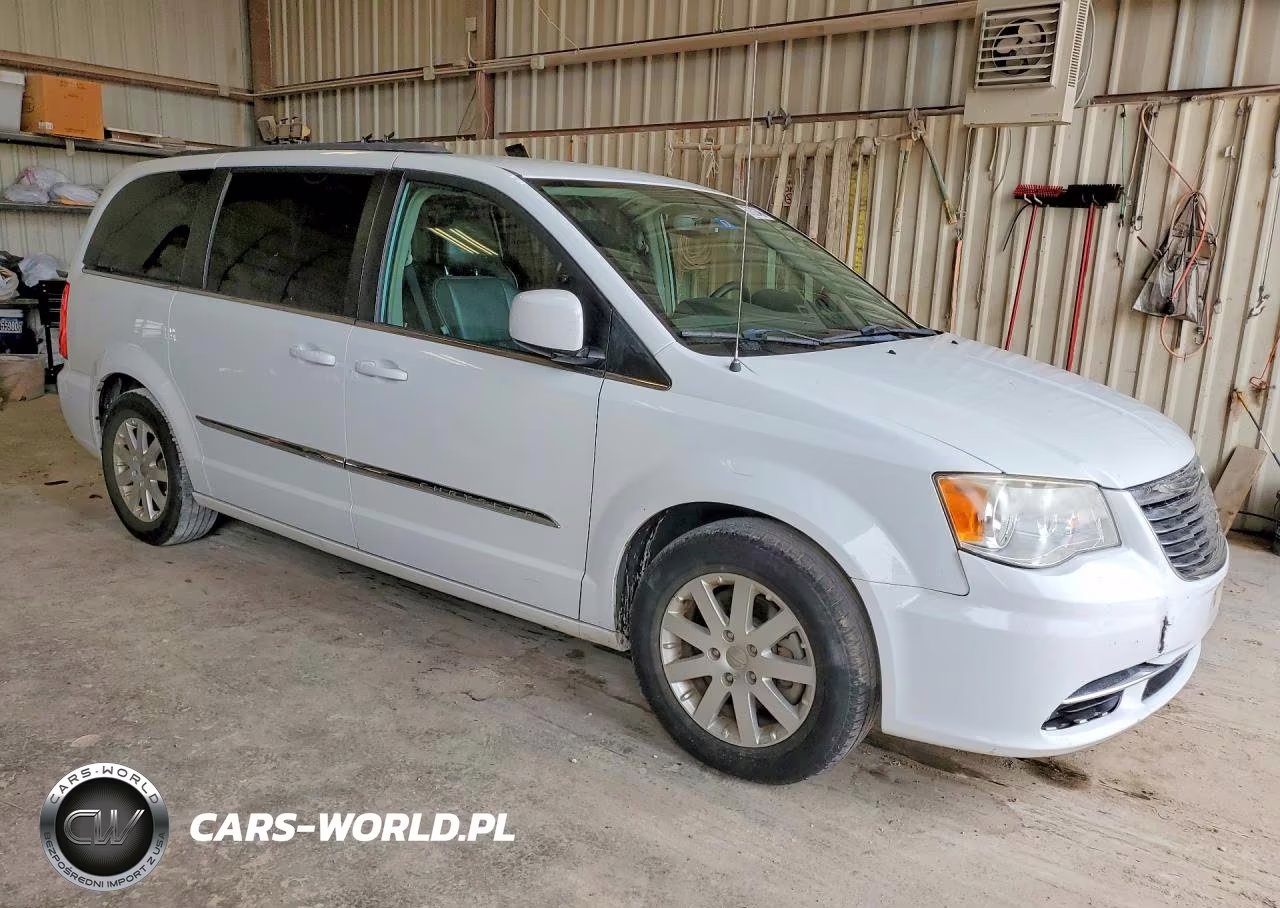 2016 Chrysler Town & Country Touring VIN:2C4RC1BG1GR298525 - 4