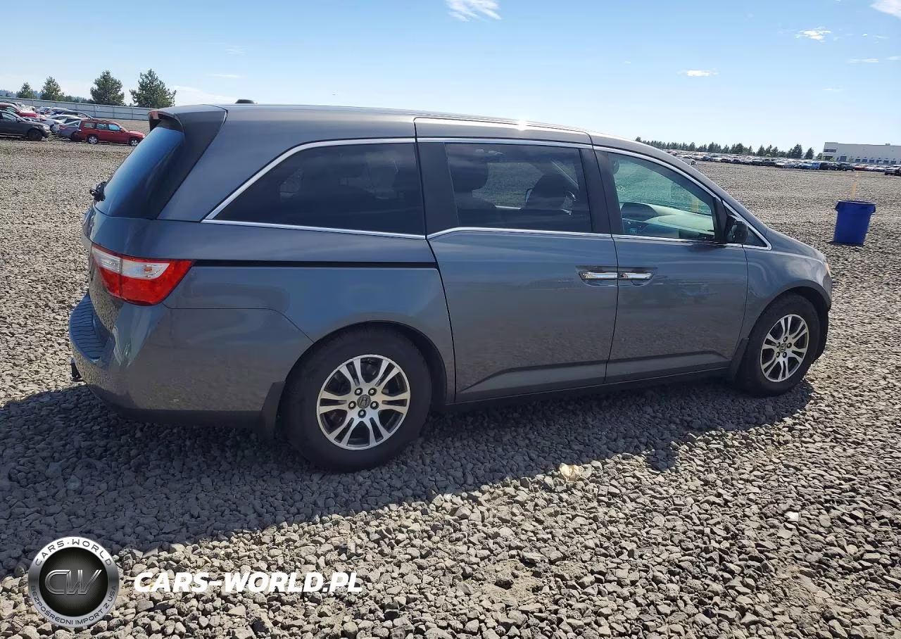 2011 Honda Odyssey Exl VIN:5FNRL5H66BB100029 - 3