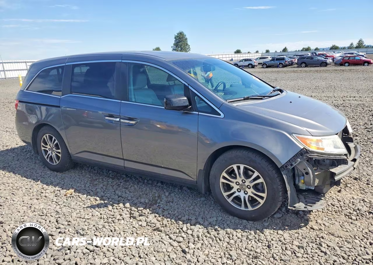 2011 Honda Odyssey Exl VIN:5FNRL5H66BB100029 - 4