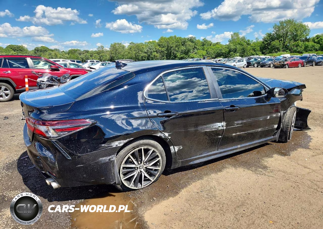 2022 Toyota Camry Se VIN:4T1T11BK2NU071162 - 3