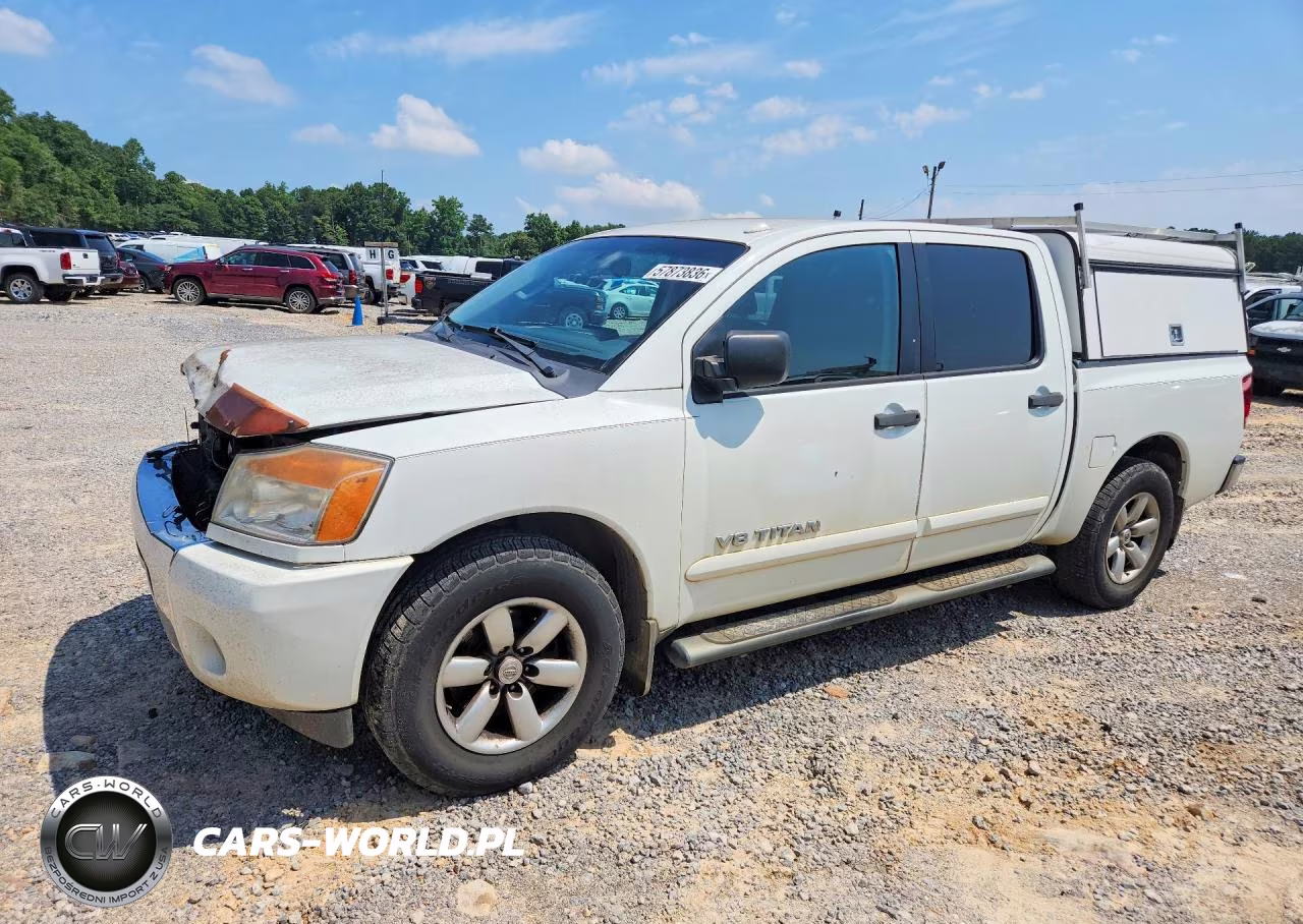 2013 Nissan Titan Sv