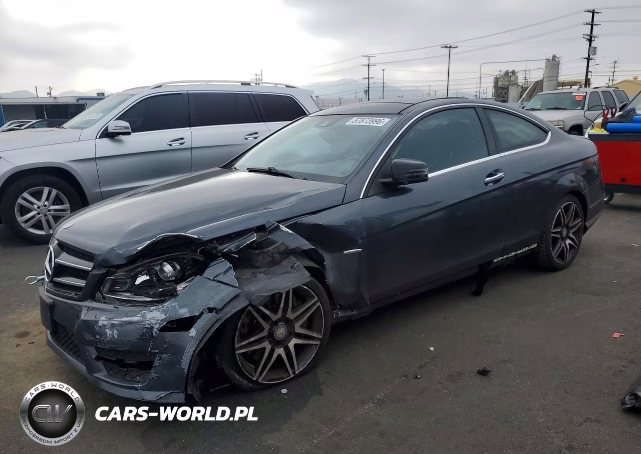 2014 Mercedes-Benz C 250