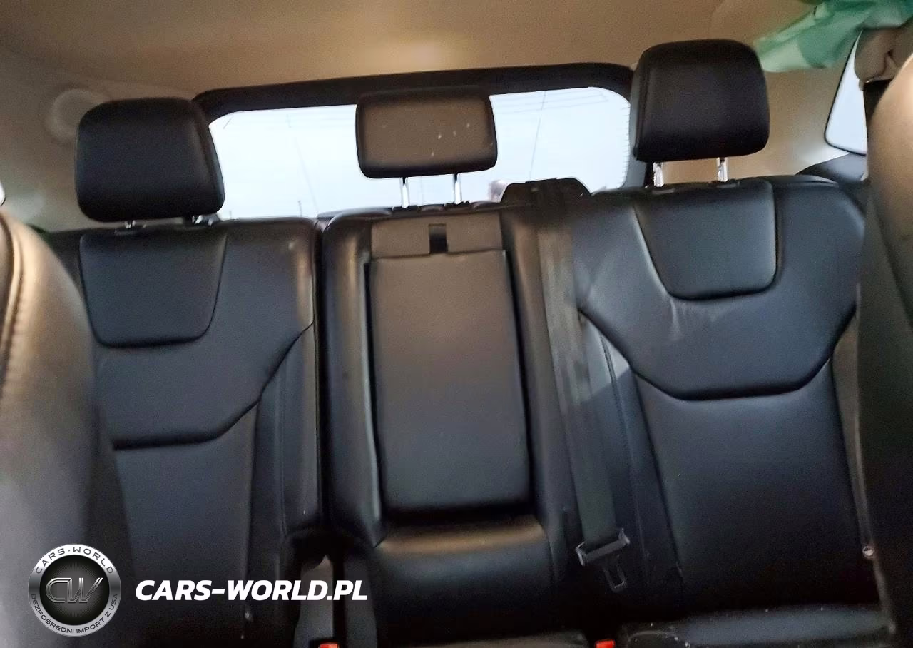 2019 Ford Edge Titanium VIN:2FMPK4K98KBB57364 - 10