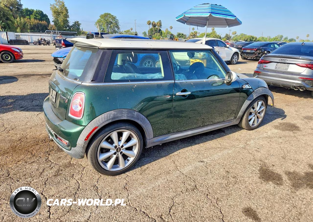2013 Mini Cooper S VIN:WMWSV3C53DT475694 - 3