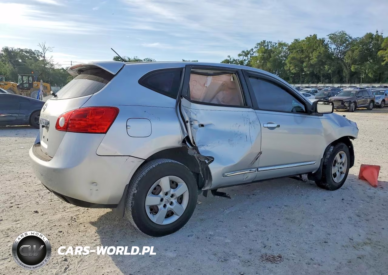 2013 Nissan Rogue S VIN:JN8AS5MTXDW544805 - 3