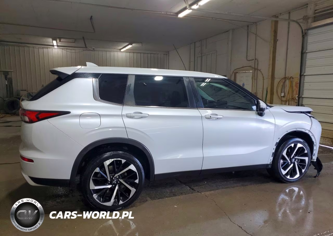 2022 Mitsubishi Outlander Se VIN:JA4J4UA88NZ084750 - 3