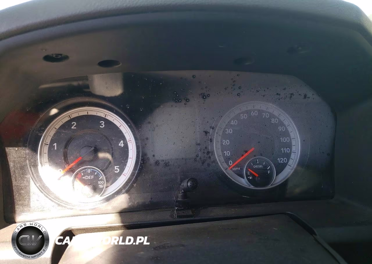 2014 Ram 3500 VIN:3C7WRTCL1EG268889 - 9