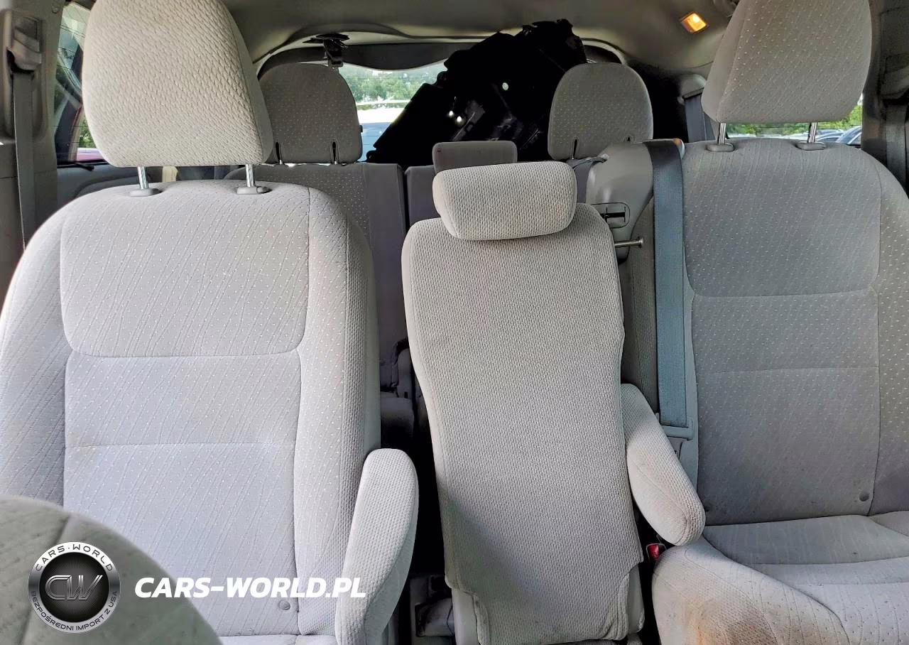 2019 Toyota Sienna Le VIN:5TDKZ3DC5KS988039 - 10