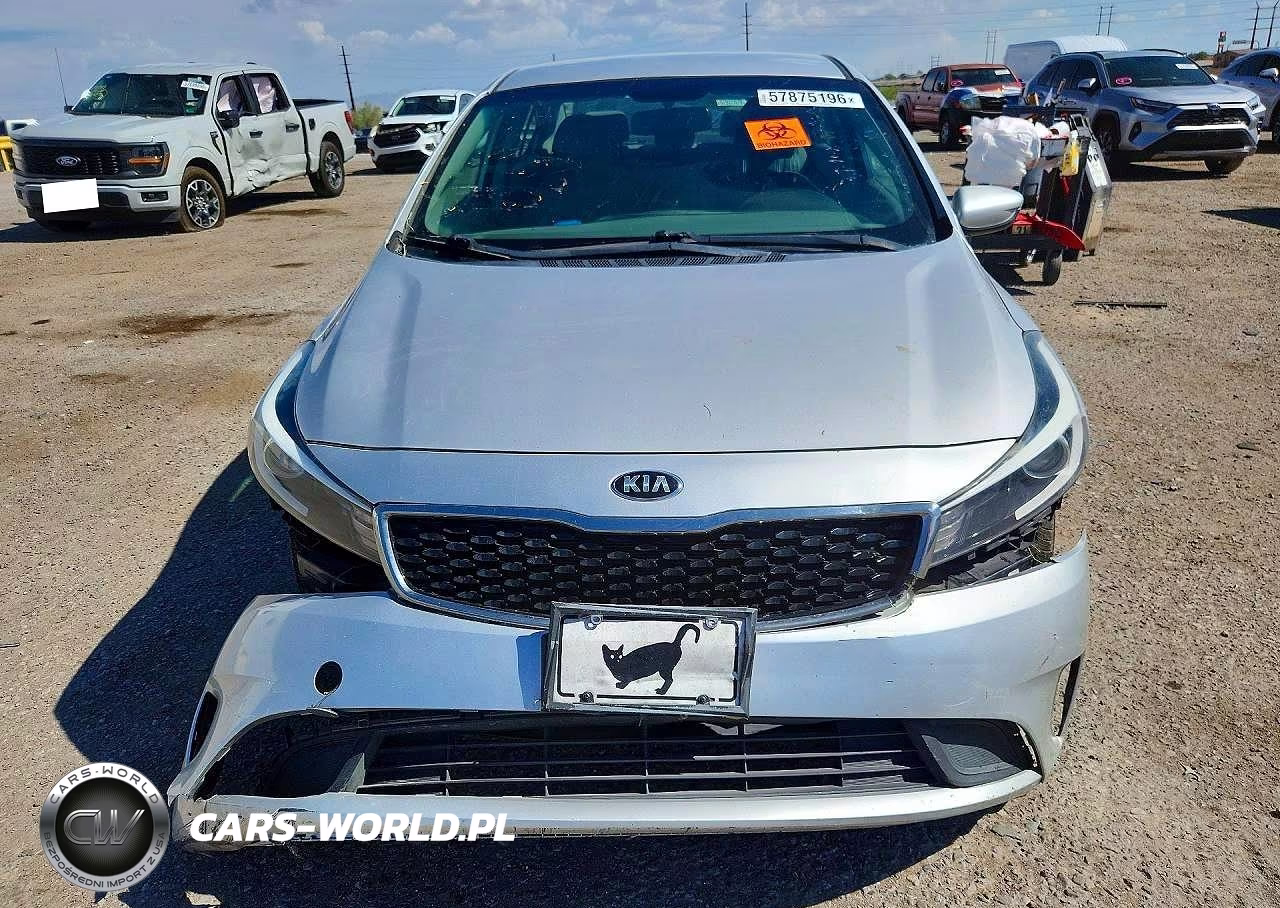 2017 Kia Forte Lx VIN:3KPFK4A77HE144381 - 5