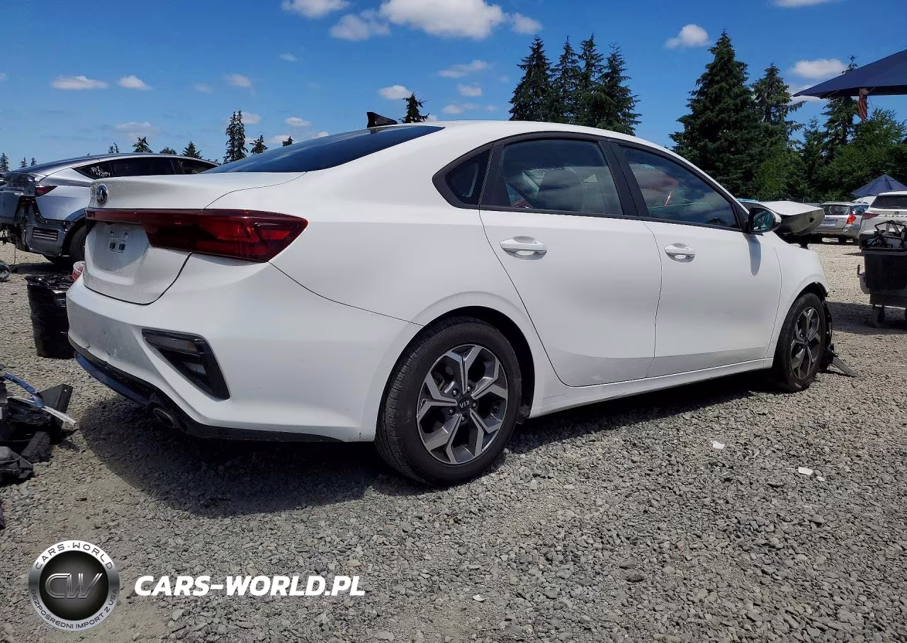 2021 Kia Forte Lxs VIN:3KPF24AD8ME364709 - 3
